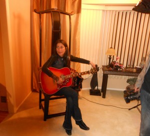 Linda Chorney singing at a film shoot