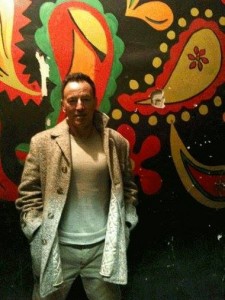 Bruce Springsteen posing at the Upstage in 2011
